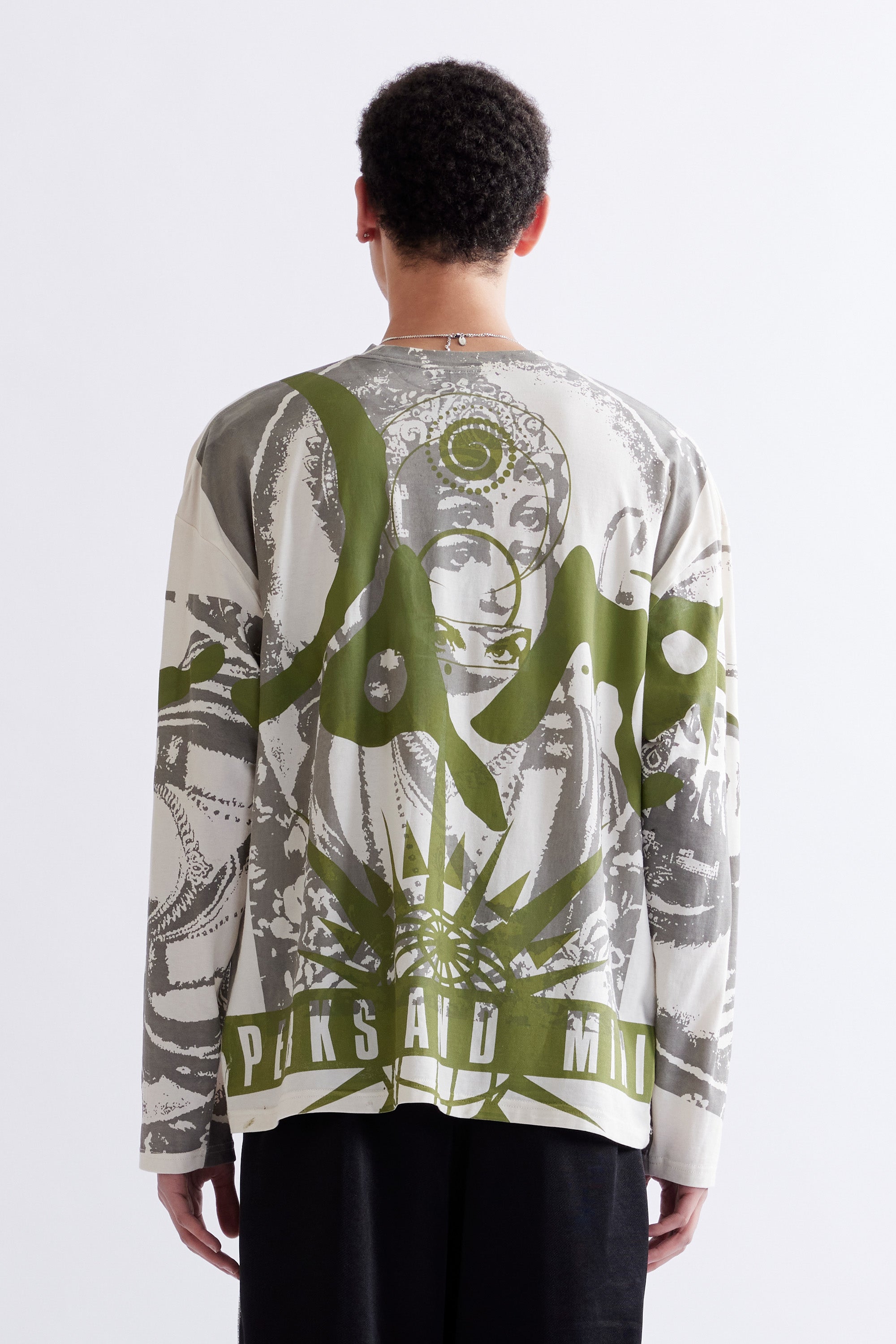 The ROTATIONS OVERSIZED TEE available online with global shipping, and in PAM Stores Melbourne and Sydney.