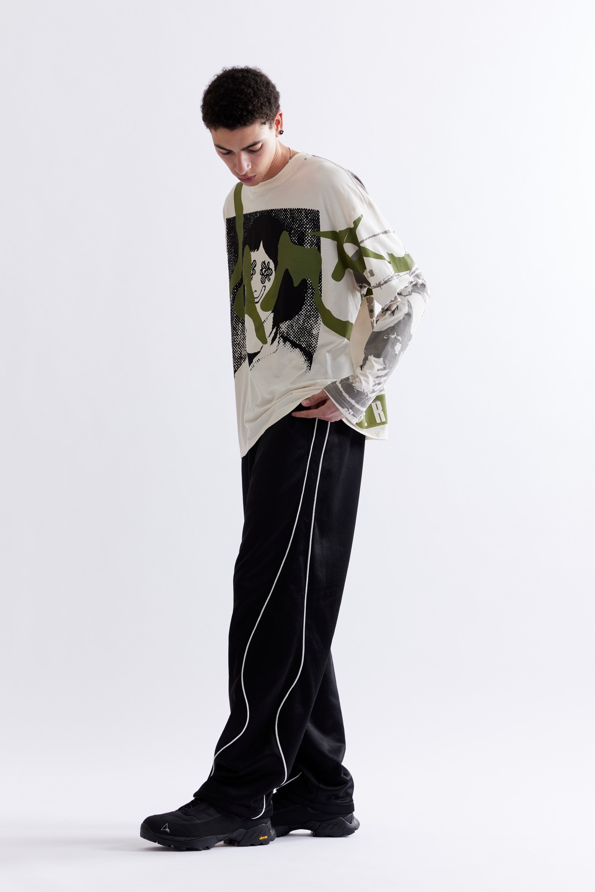 The ROTATIONS OVERSIZED TEE available online with global shipping, and in PAM Stores Melbourne and Sydney.