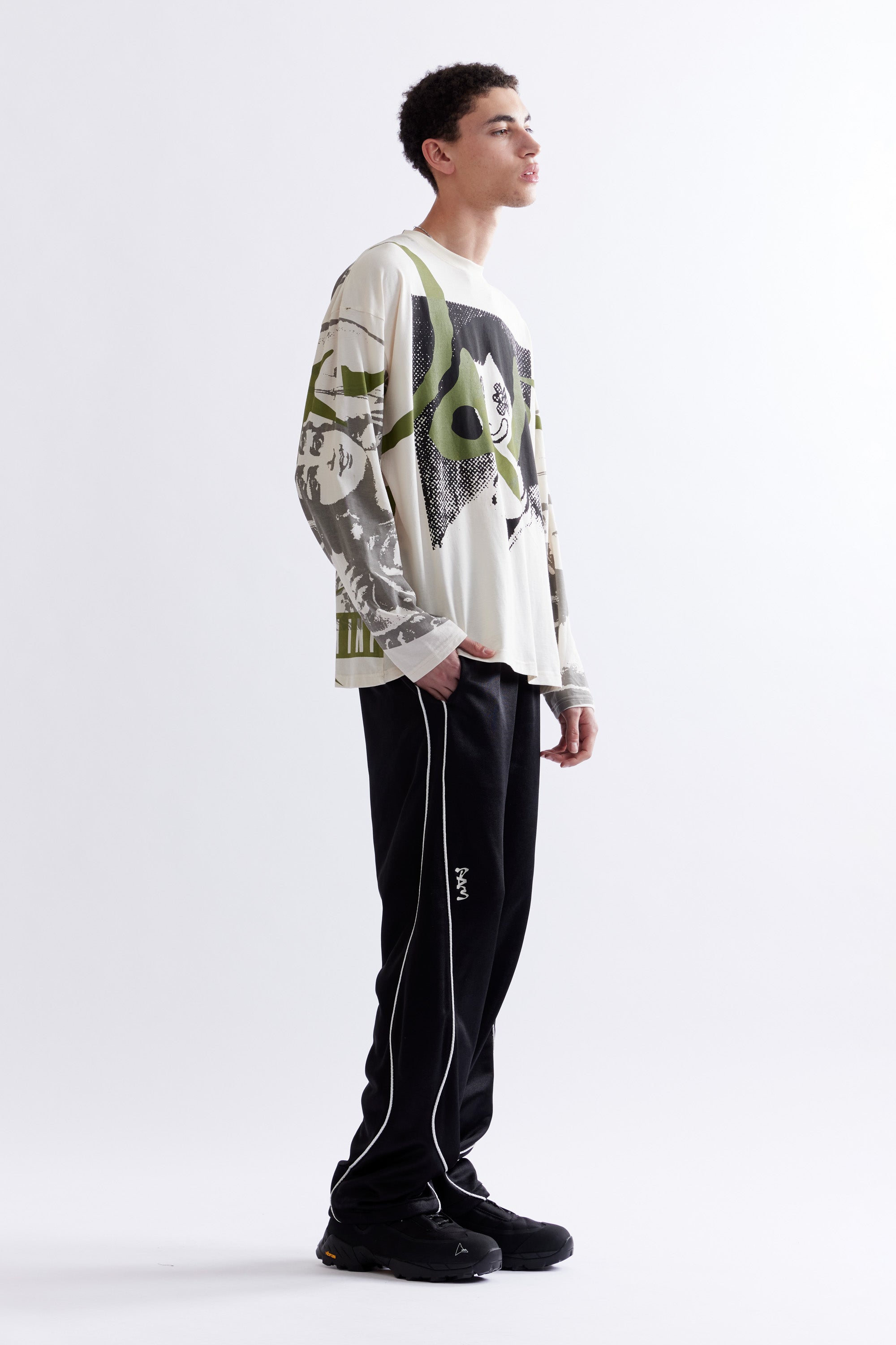 The ROTATIONS OVERSIZED TEE available online with global shipping, and in PAM Stores Melbourne and Sydney.