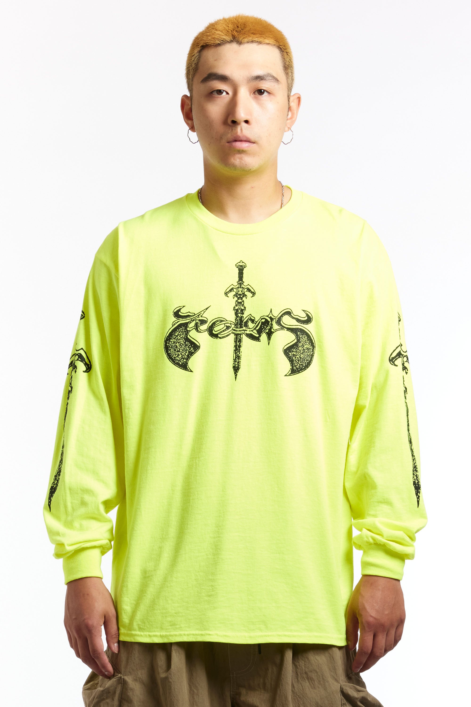 The PELVIS - DAGGER LS TEE SAFETY available online with global shipping, and in PAM Stores Melbourne and Sydney.