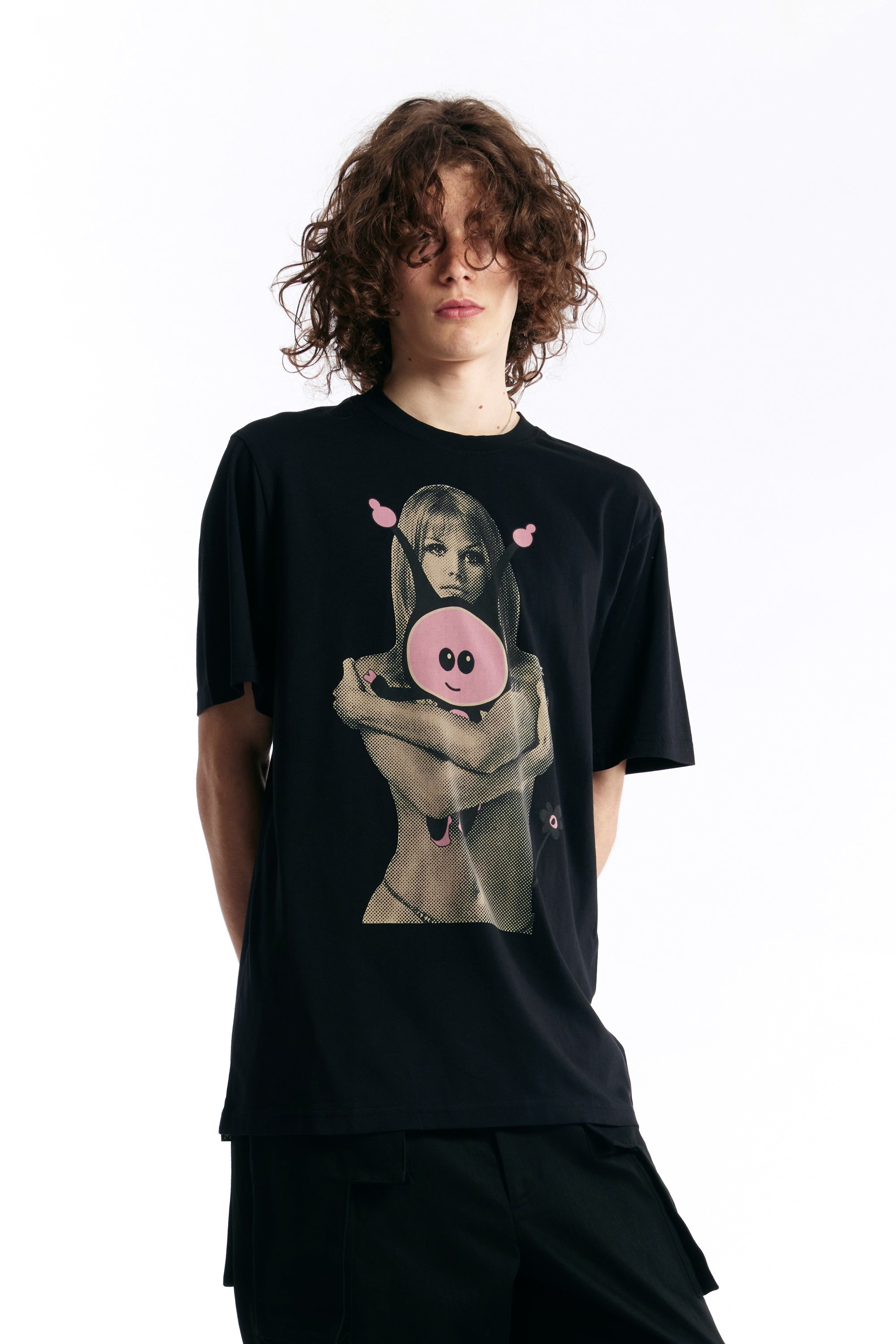 The PAM X HYSTERIC GLAMOUR - MARPI HUG SS TEE BLACK available online with global shipping, and in PAM Stores Melbourne and Sydney.