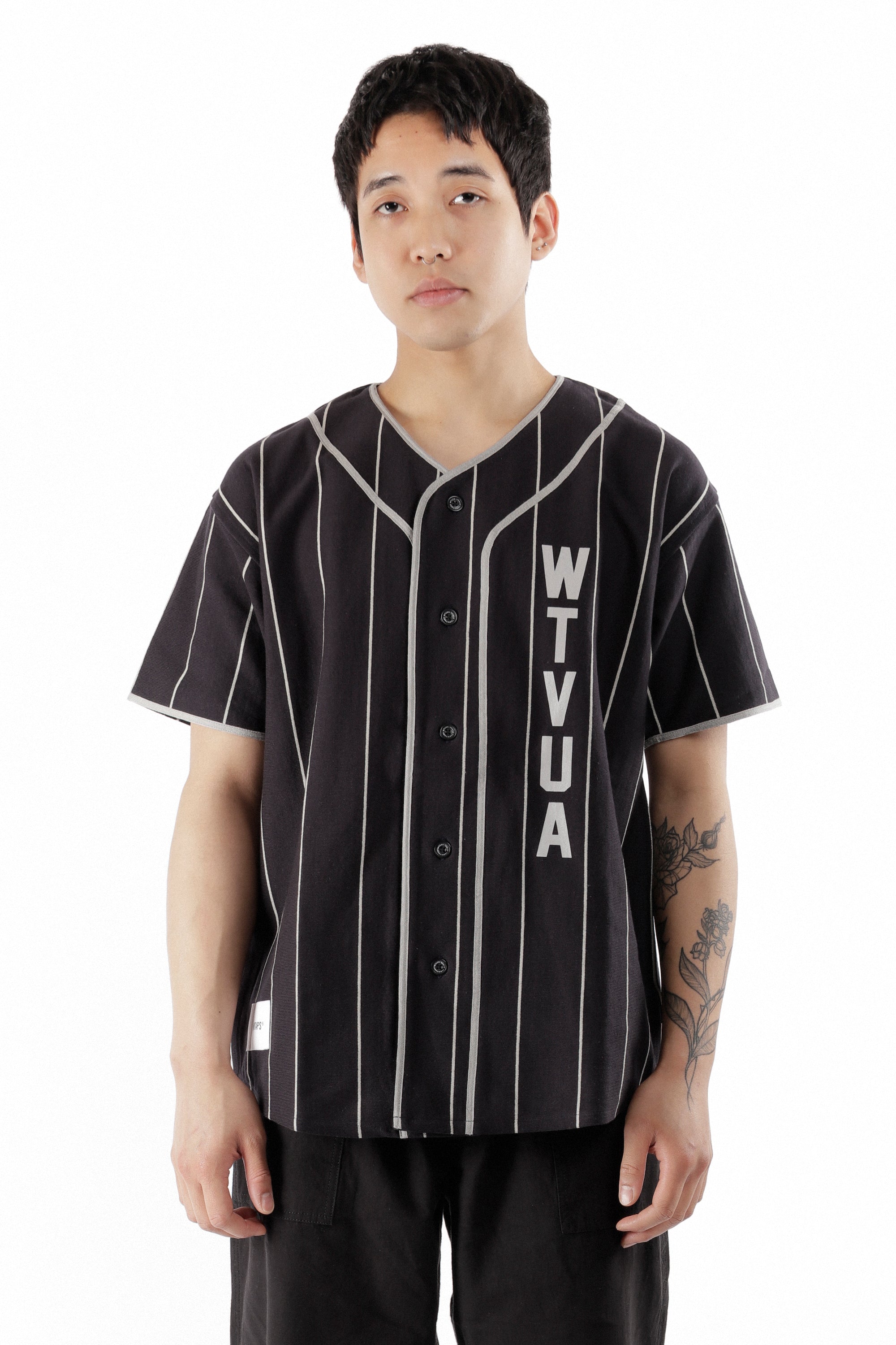 The LEAGUE COTTON SS SHIRT NAVY available online with global shipping, and in PAM Stores Melbourne and Sydney.