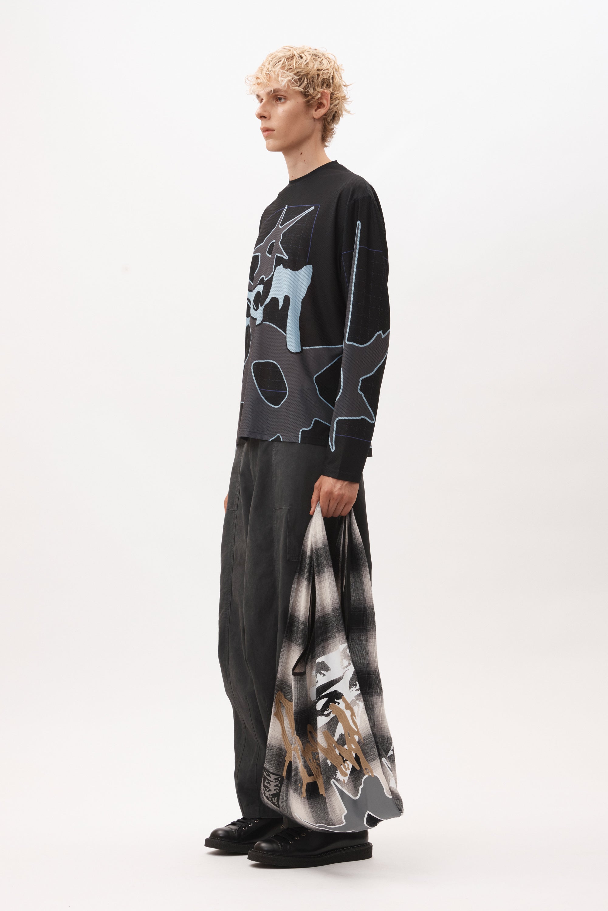 The SKETCH TOTE BAG available online with global shipping, and in PAM Stores Melbourne and Sydney.