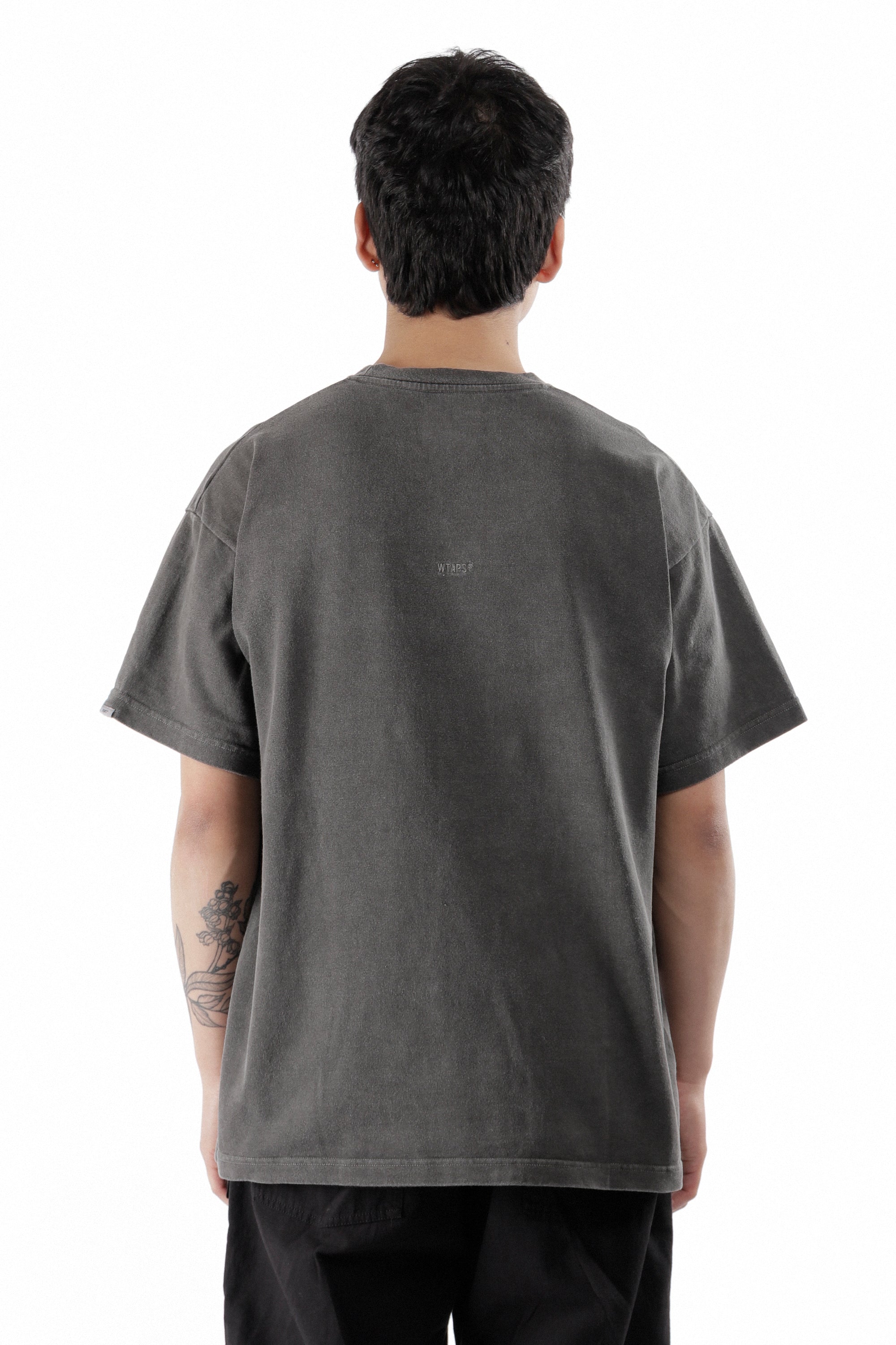 The SIGN 02 SS T-SHIRT COTTON BLACK available online with global shipping, and in PAM Stores Melbourne and Sydney.