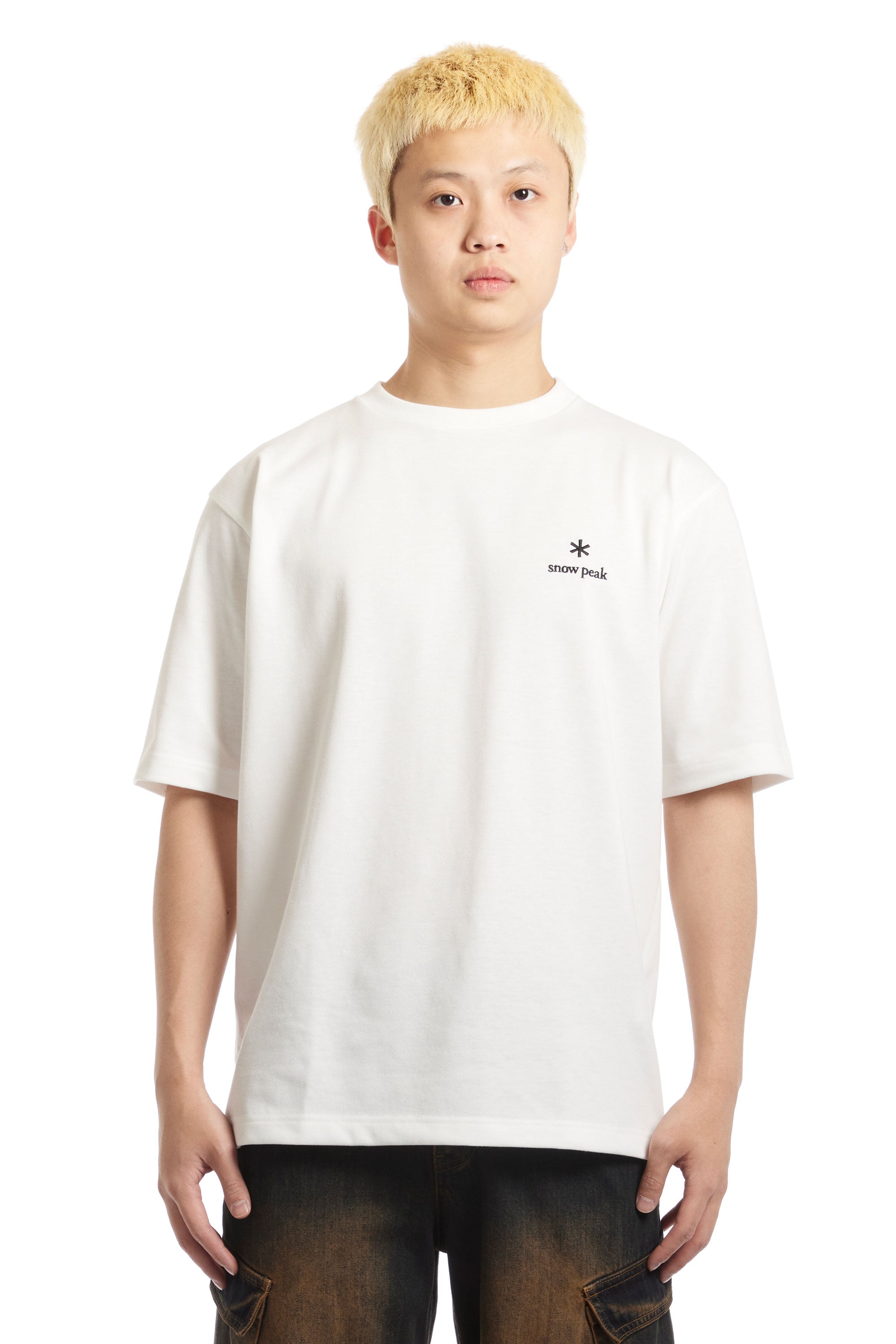 The SP ONE POINT LOGO TEE WHITE available online with global shipping, and in PAM Stores Melbourne and Sydney.
