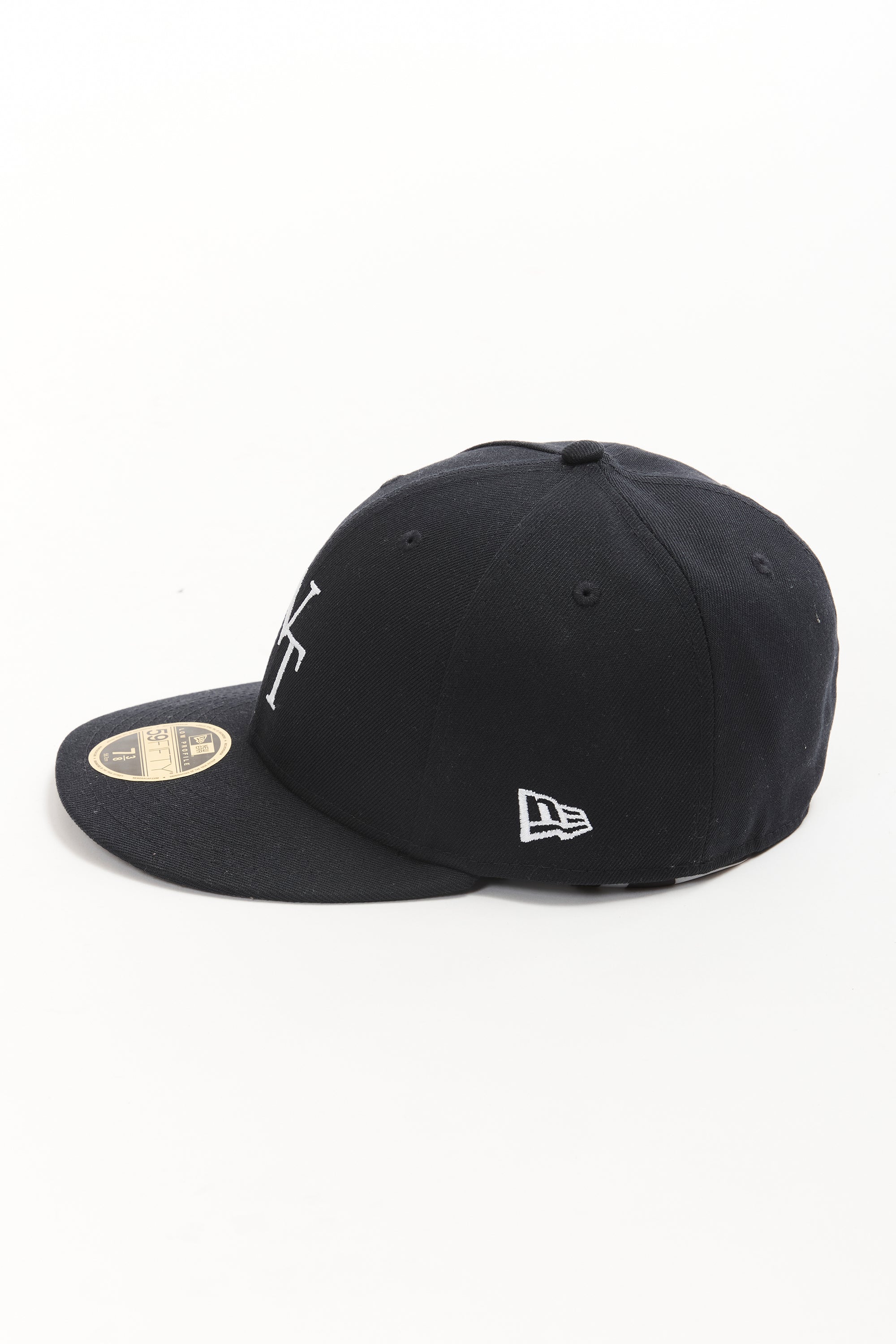 The 59FIFTY LOW PROFILE CAP POLY TWILL NEWERA available online with global shipping, and in PAM Stores Melbourne and Sydney.