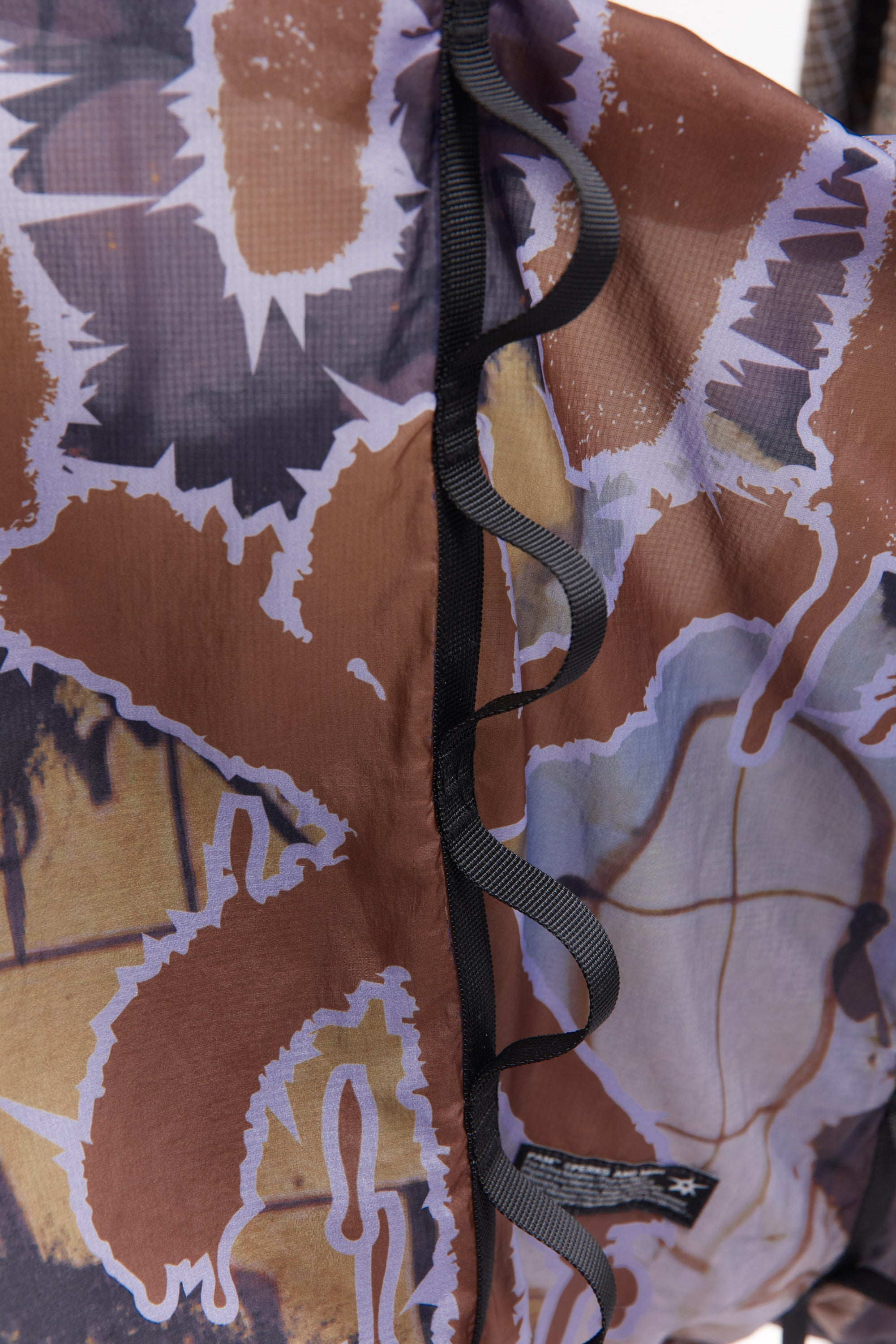 The PATINA LIGHTWEIGHT TOTE BAG available online with global shipping, and in PAM Stores Melbourne and Sydney.