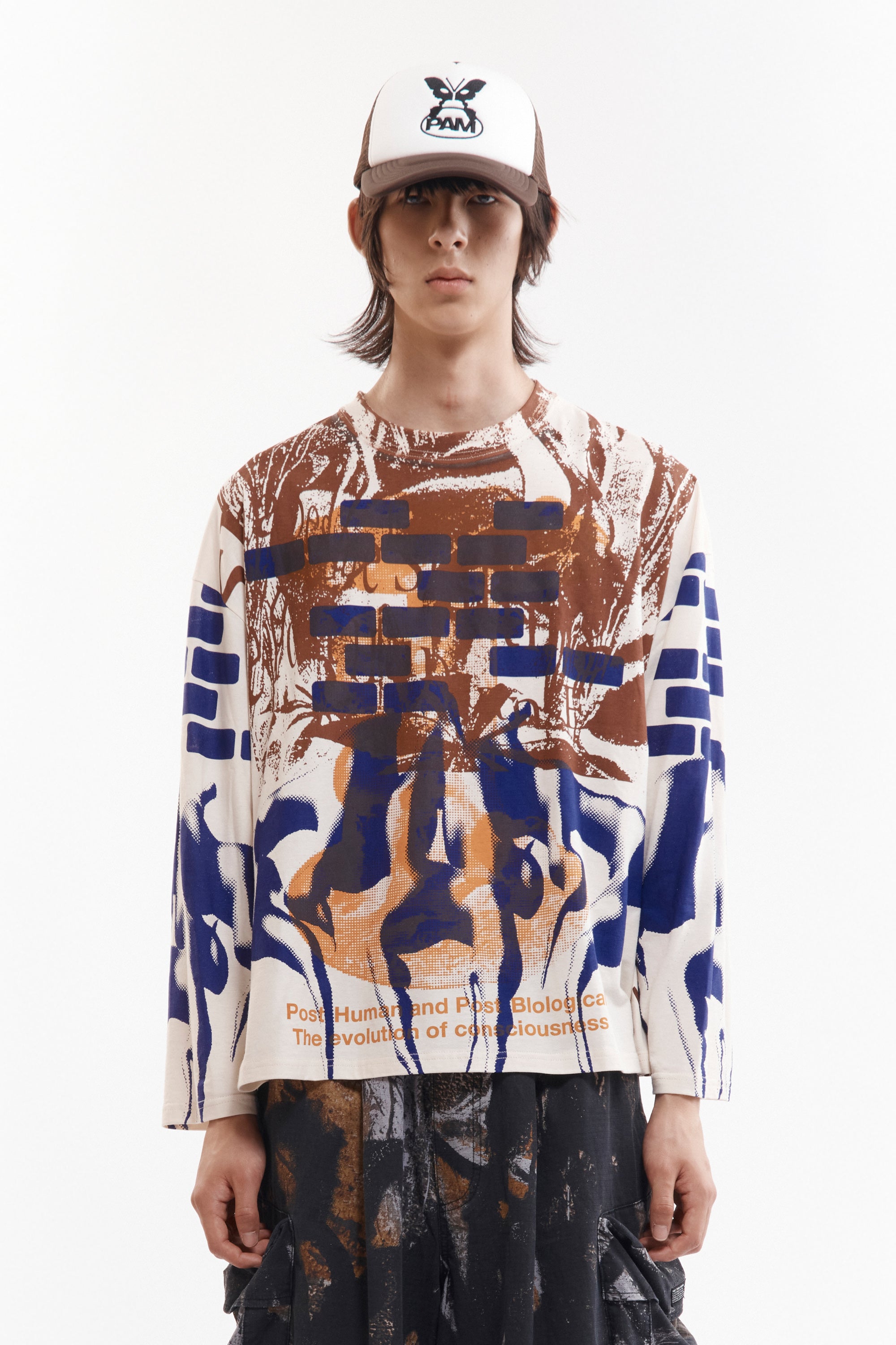 The LIGHTNING FIELD SPECIALTY LS TOP available online with global shipping, and in PAM Stores Melbourne and Sydney.
