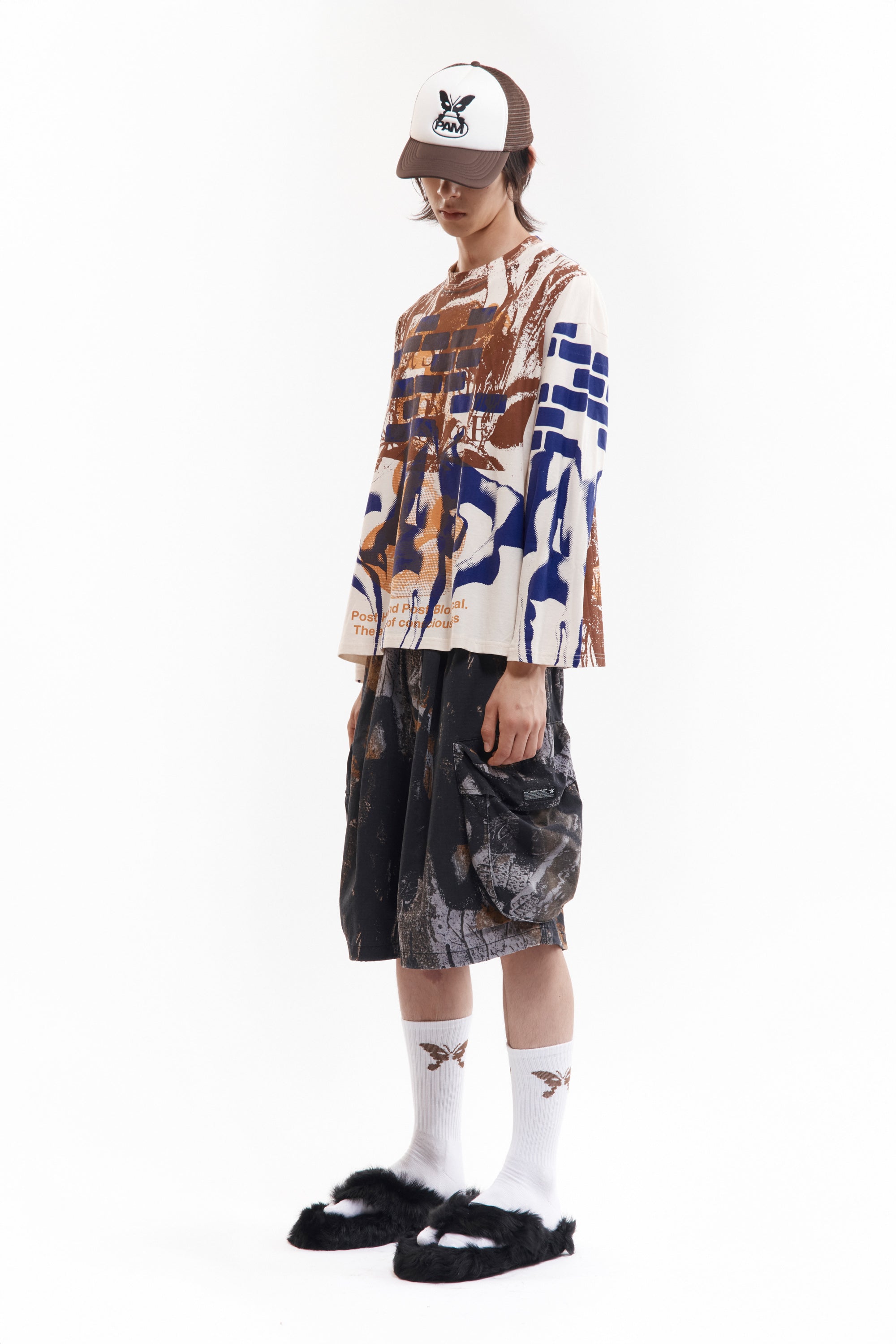 The LIGHTNING FIELD SPECIALTY LS TOP available online with global shipping, and in PAM Stores Melbourne and Sydney.