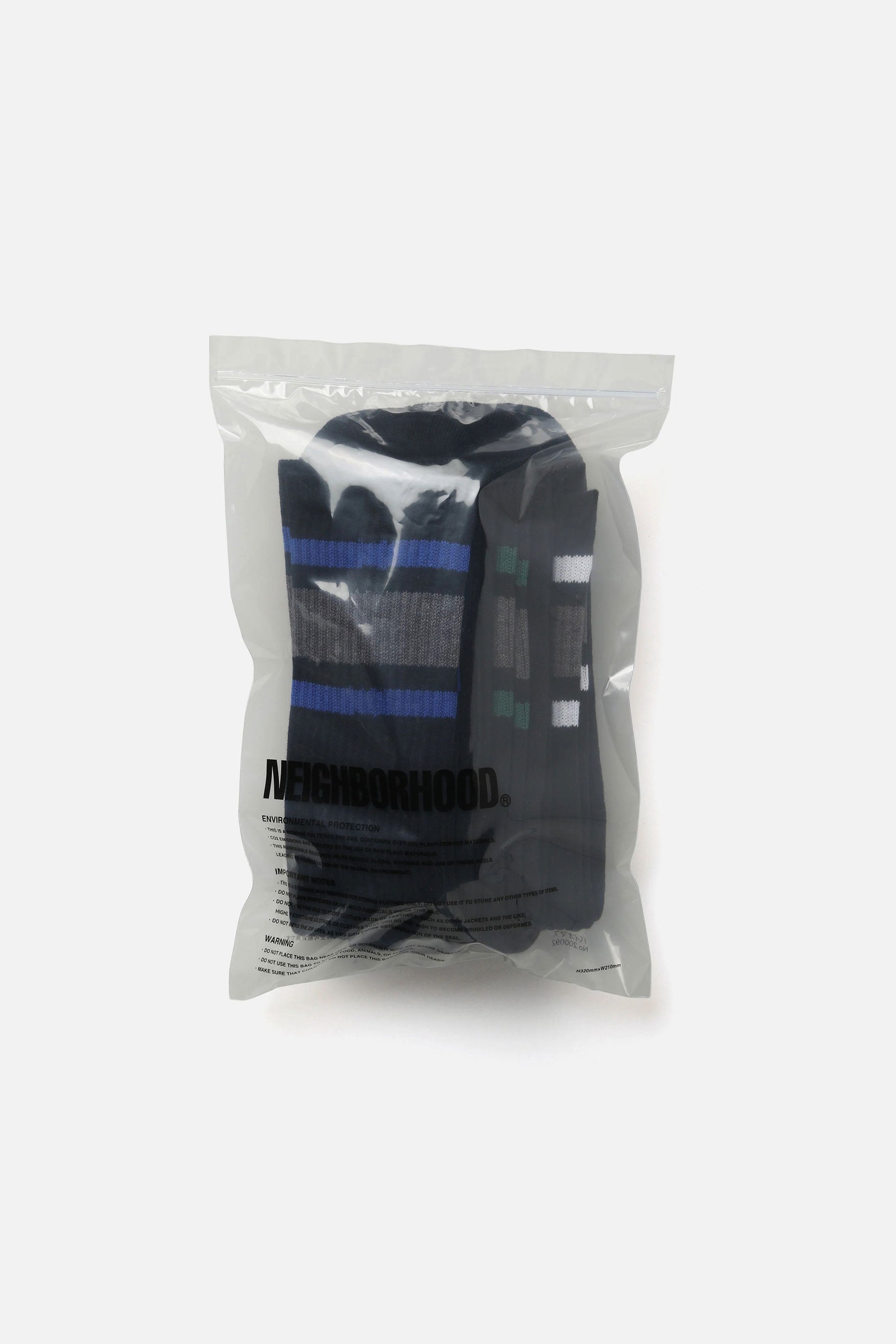 The AW26 CLASSIC 3PACK SOCKS BLACK available online with global shipping, and in PAM Stores Melbourne and Sydney.