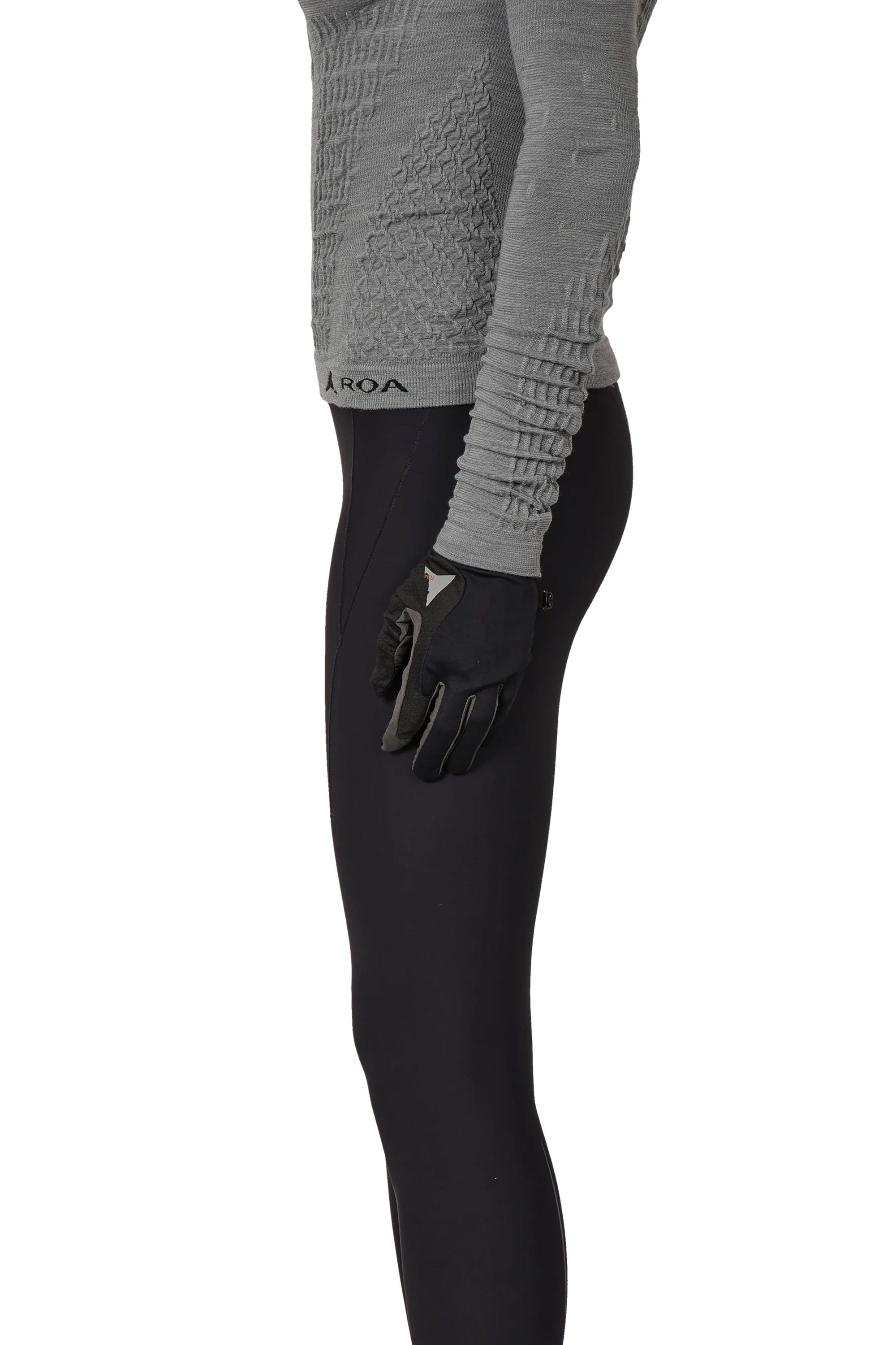 The Andie Base Layer Gloves Black Black available online with global shipping, and in PAM Stores Melbourne and Sydney.