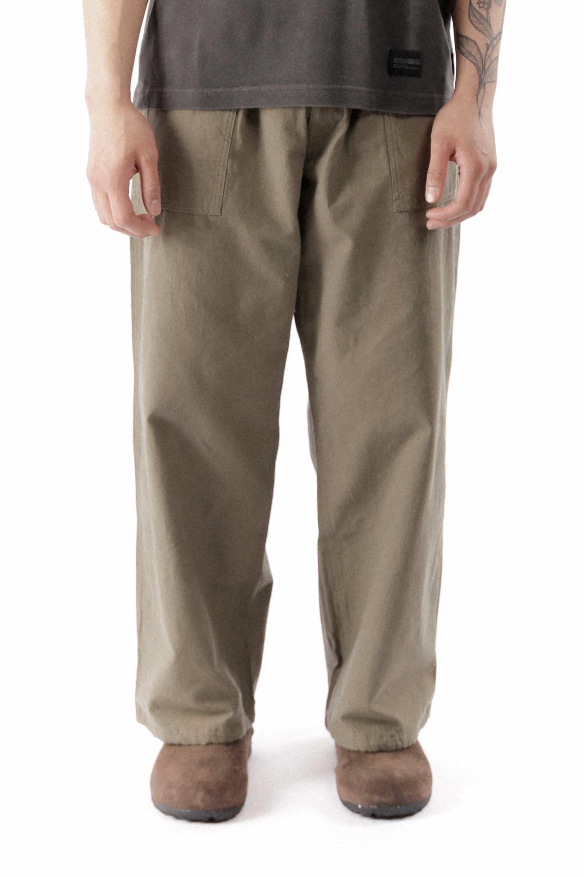 The WIDE BAKER PANTS WOVEN PANTS OLIVE DRAB available online with global shipping, and in PAM Stores Melbourne and Sydney.