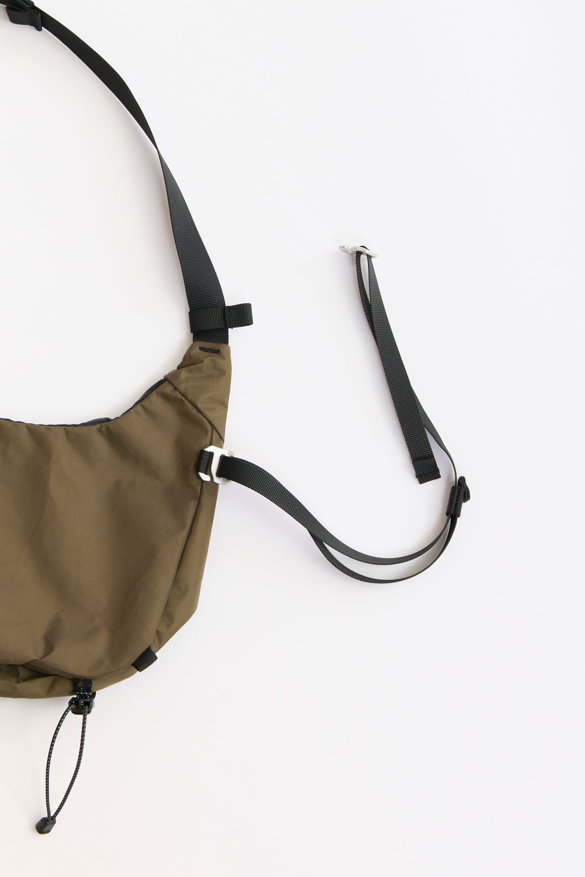 The Xbody Bag [Sealson] Everyday Shoulder Bag Forest Brown available online with global shipping, and in PAM Stores Melbourne and Sydney.