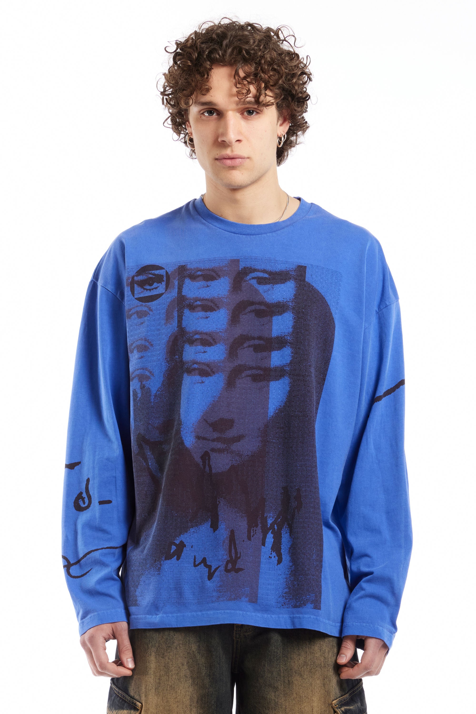 The GAZE OVERSIZED LS TEE ULTRAMARINE  available online with global shipping, and in PAM Stores Melbourne and Sydney.