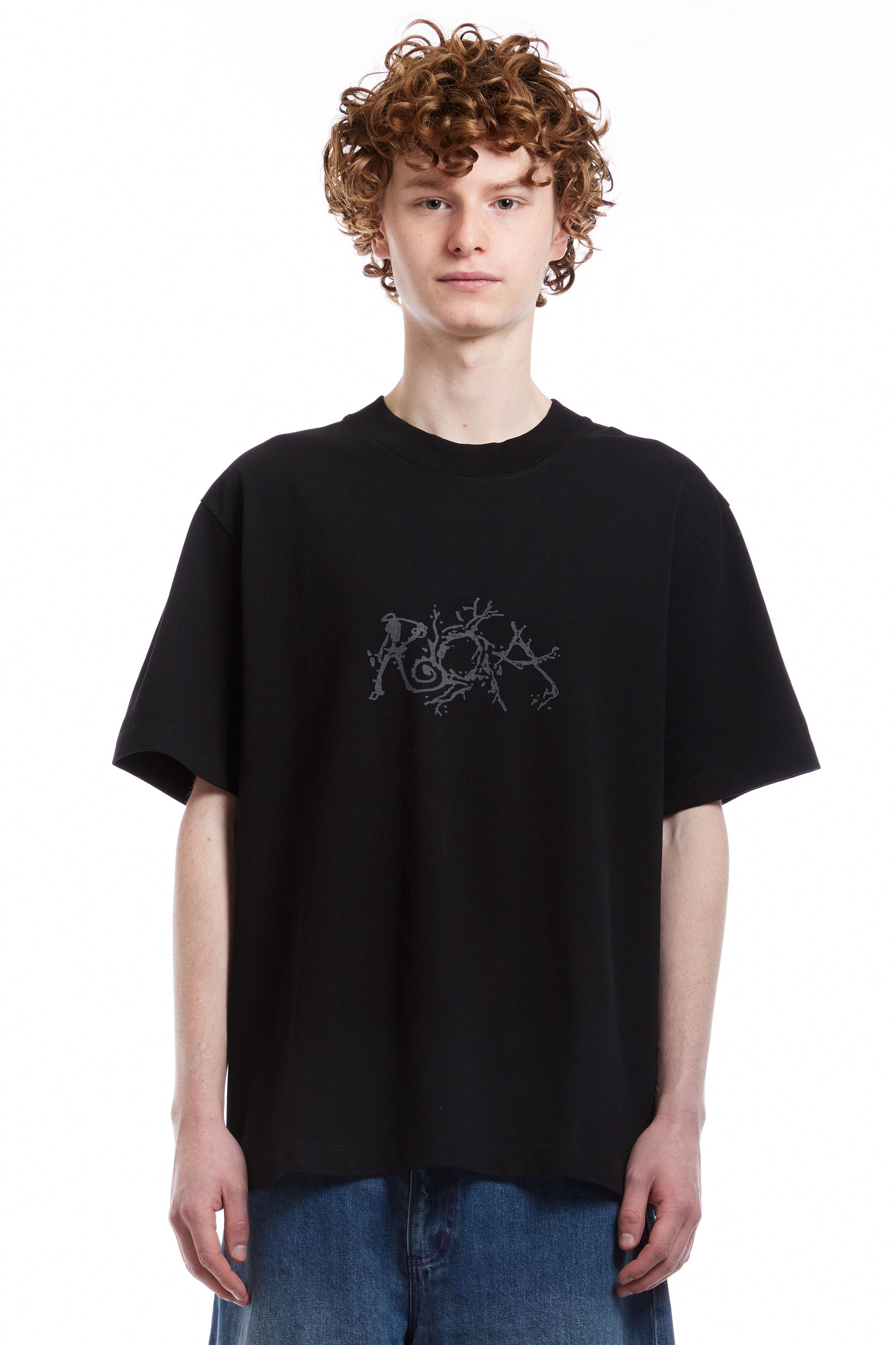 The ROA - GRAPHIC BOXY TEE BLACK  available online with global shipping, and in PAM Stores Melbourne and Sydney.