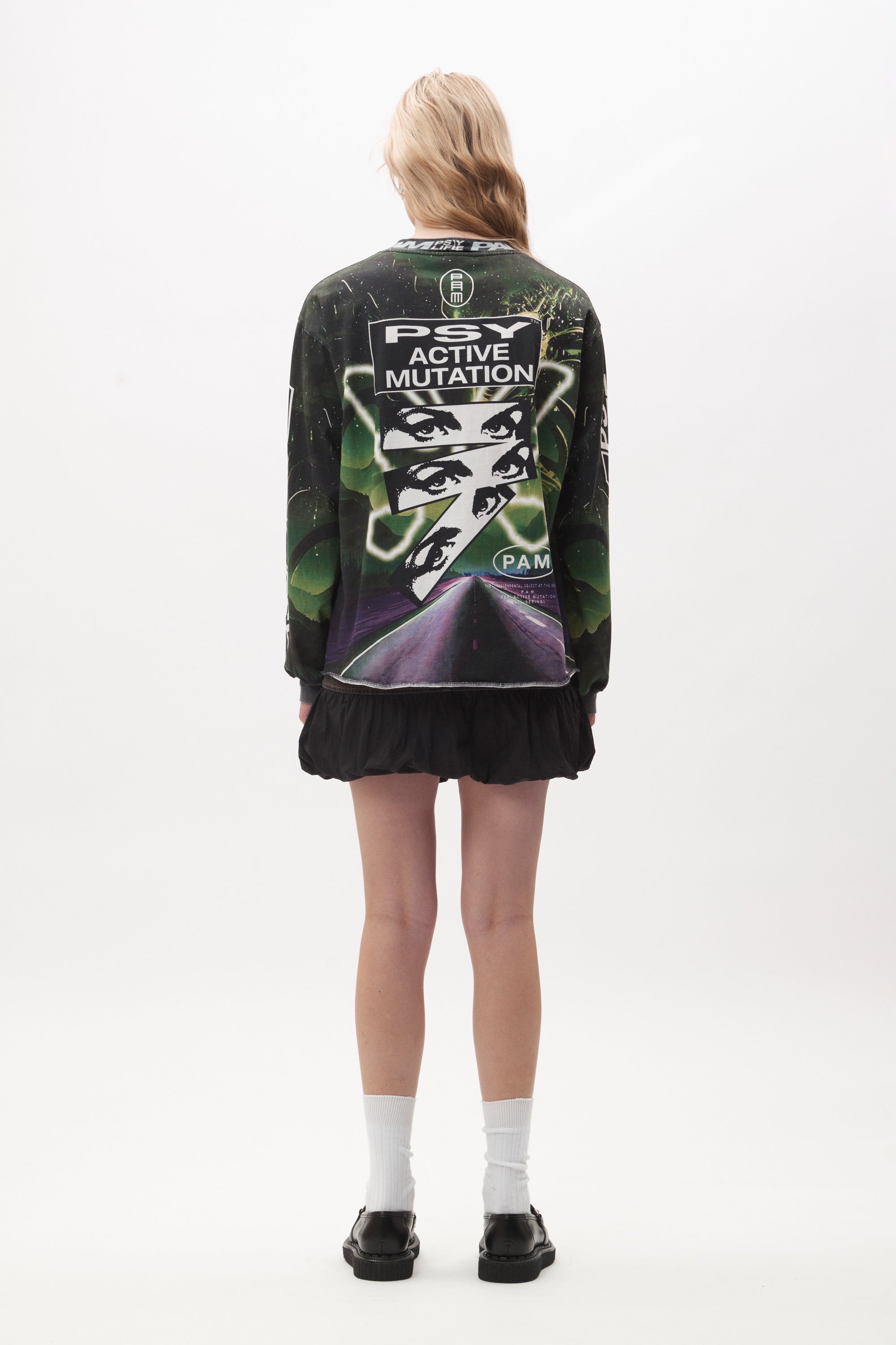 The YOUNG HOUSE ROAD HOUSE MTB JERSEY available online with global shipping, and in PAM Stores Melbourne and Sydney.