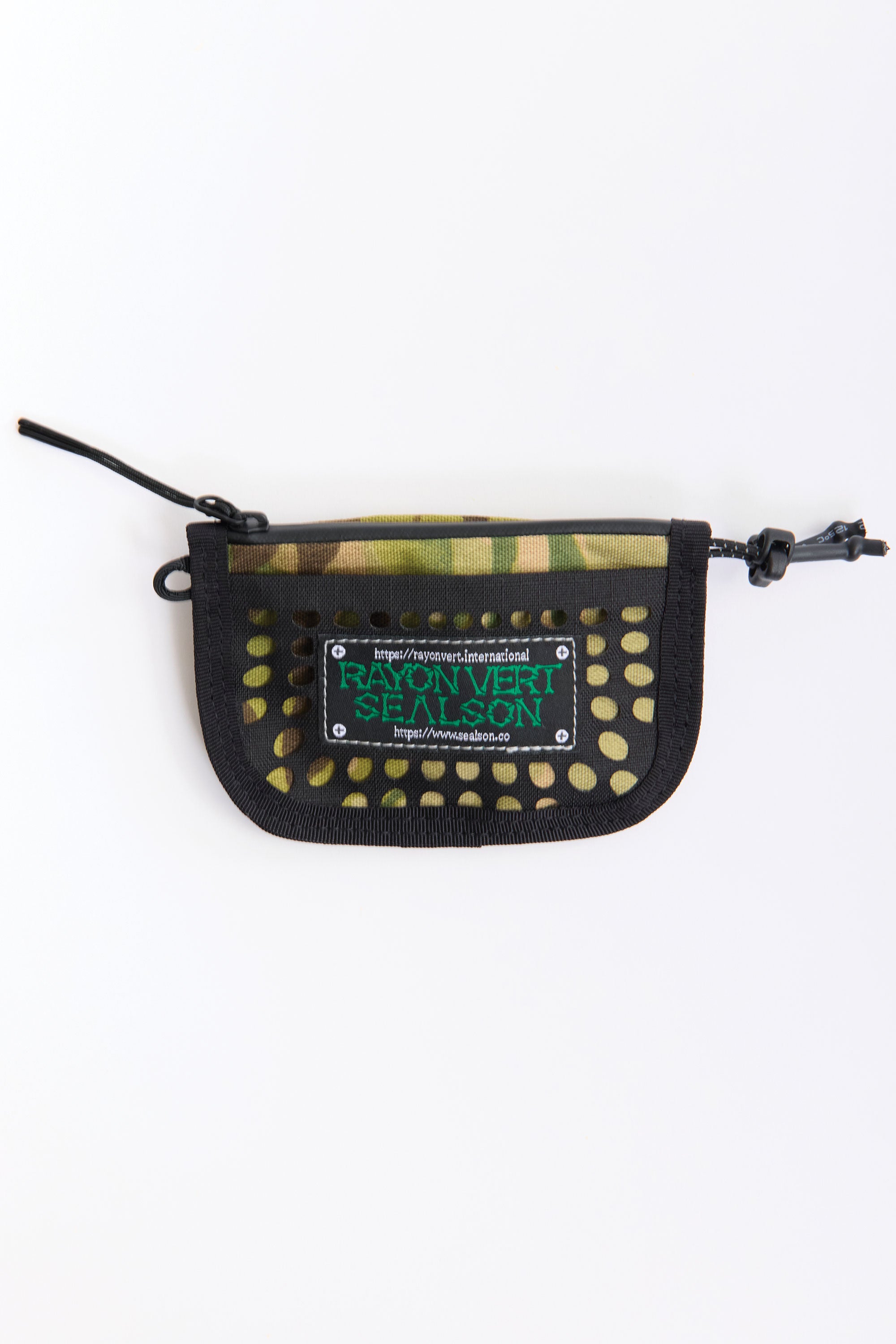The Mesh Wallet [Sealson] Ultralight Mesha Wallet MultiCam available online with global shipping, and in PAM Stores Melbourne and Sydney.