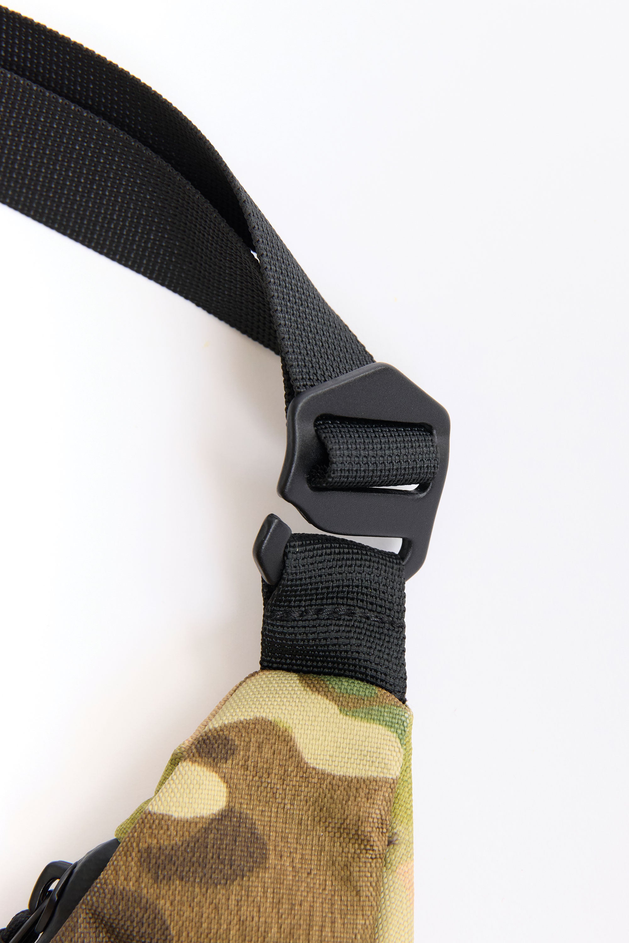 The Xbody Bag [Sealson] Everyday Shoulder Bag MultiCam available online with global shipping, and in PAM Stores Melbourne and Sydney.