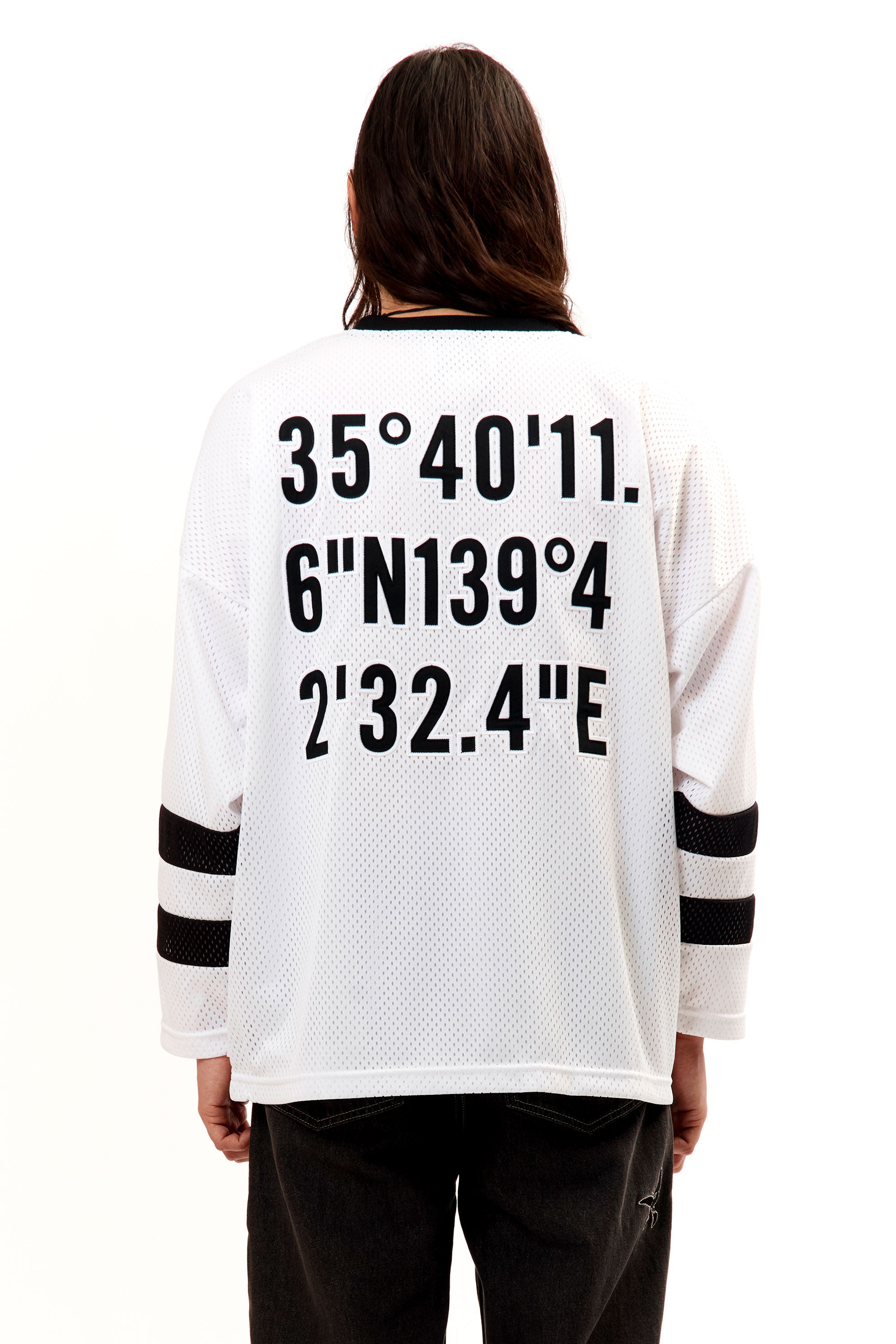 The NETMINDER LONGSLEEVE POLY WHITE available online with global shipping, and in PAM Stores Melbourne and Sydney.