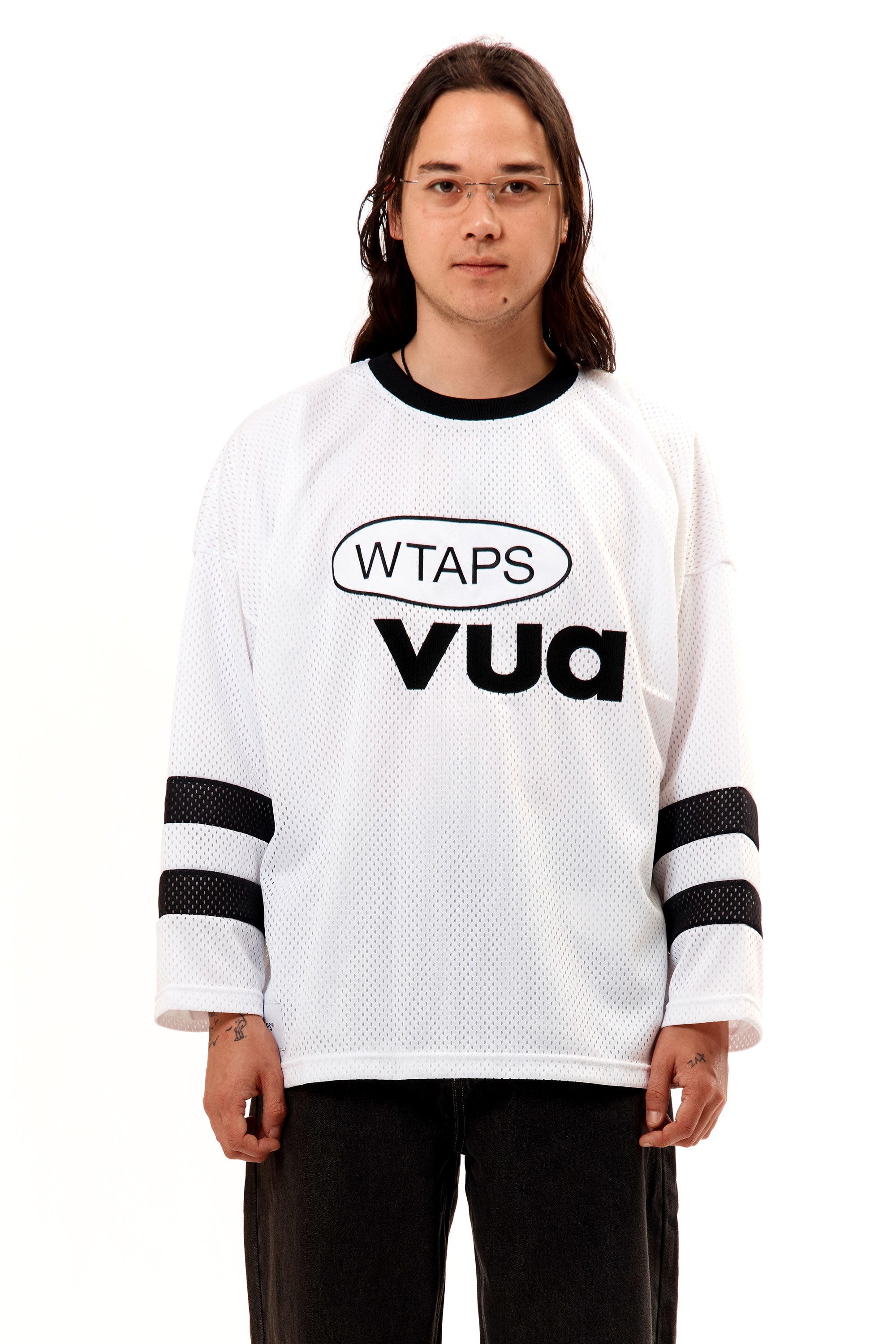 The NETMINDER LONGSLEEVE POLY WHITE available online with global shipping, and in PAM Stores Melbourne and Sydney.