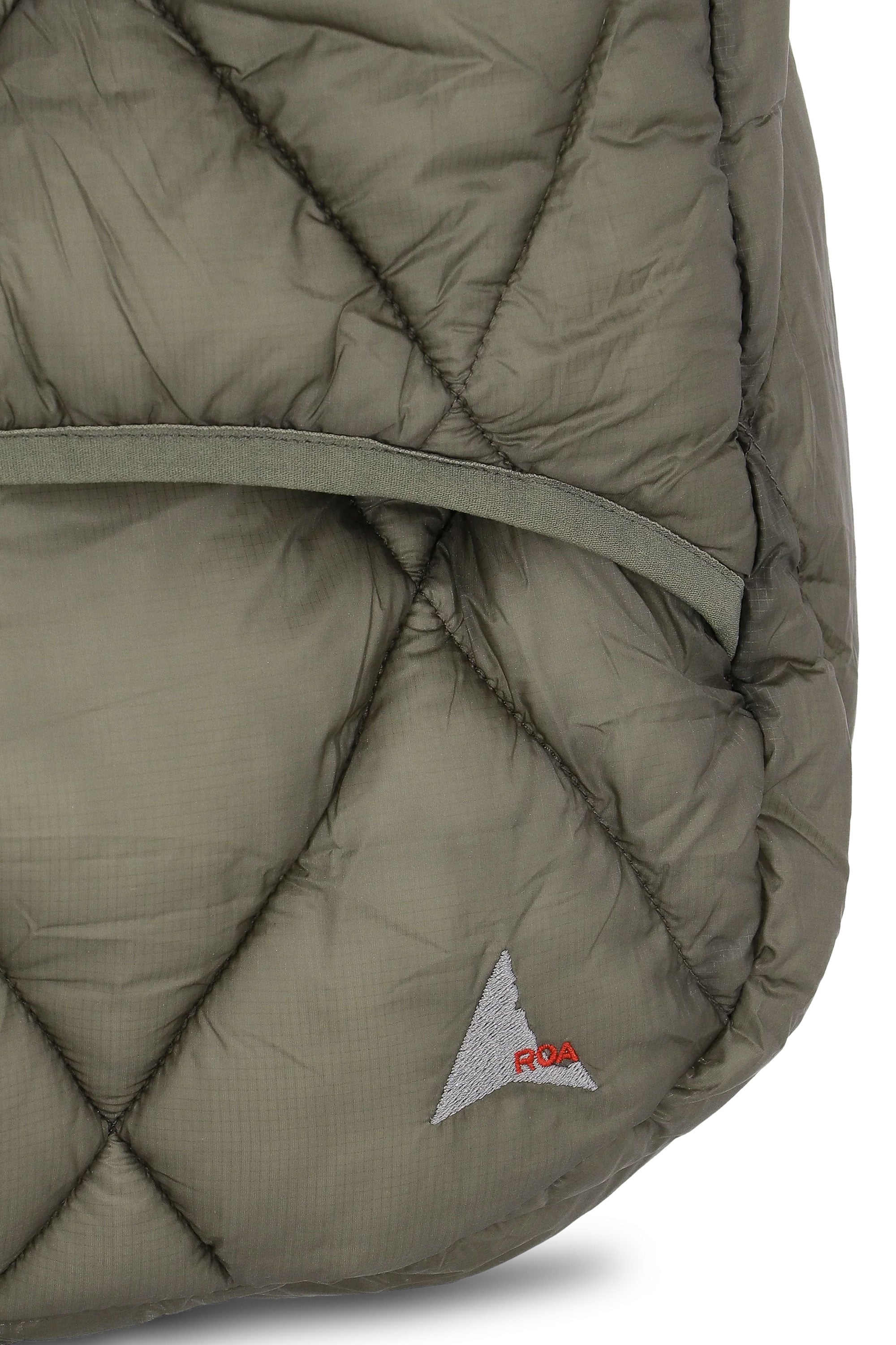 The NUNA Packable Bag Sage Green available online with global shipping, and in PAM Stores Melbourne and Sydney.