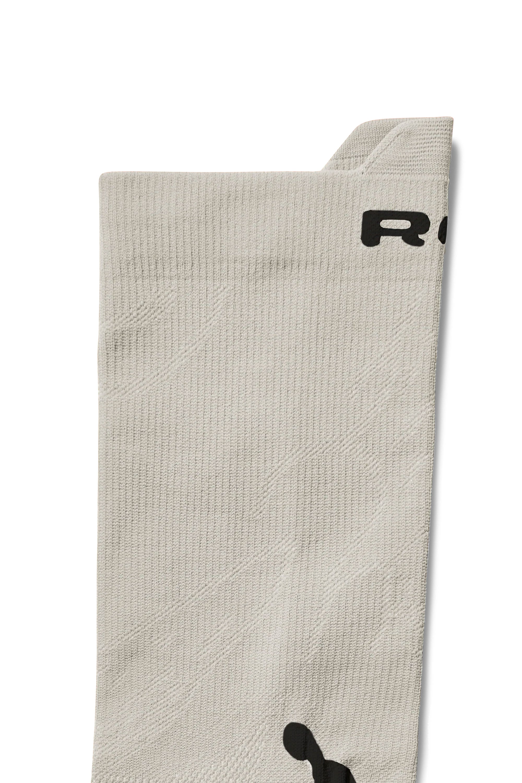 The SS26 Ryli Q-Skin® Technical Crew Socks Sage Green available online with global shipping, and in PAM Stores Melbourne and Sydney.