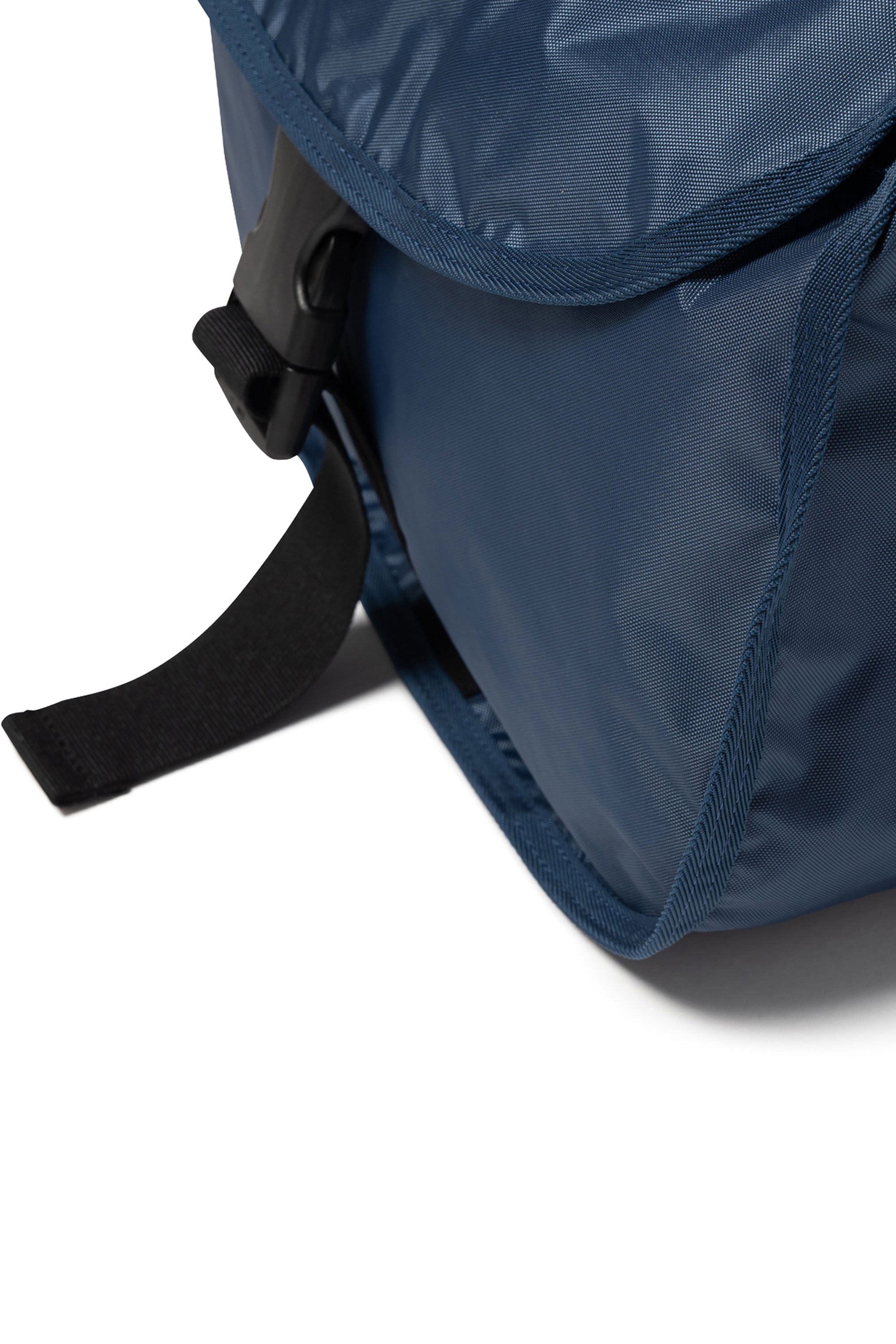 The BUCKLE SHOULDER BAG BLUE available online with global shipping, and in PAM Stores Melbourne and Sydney.