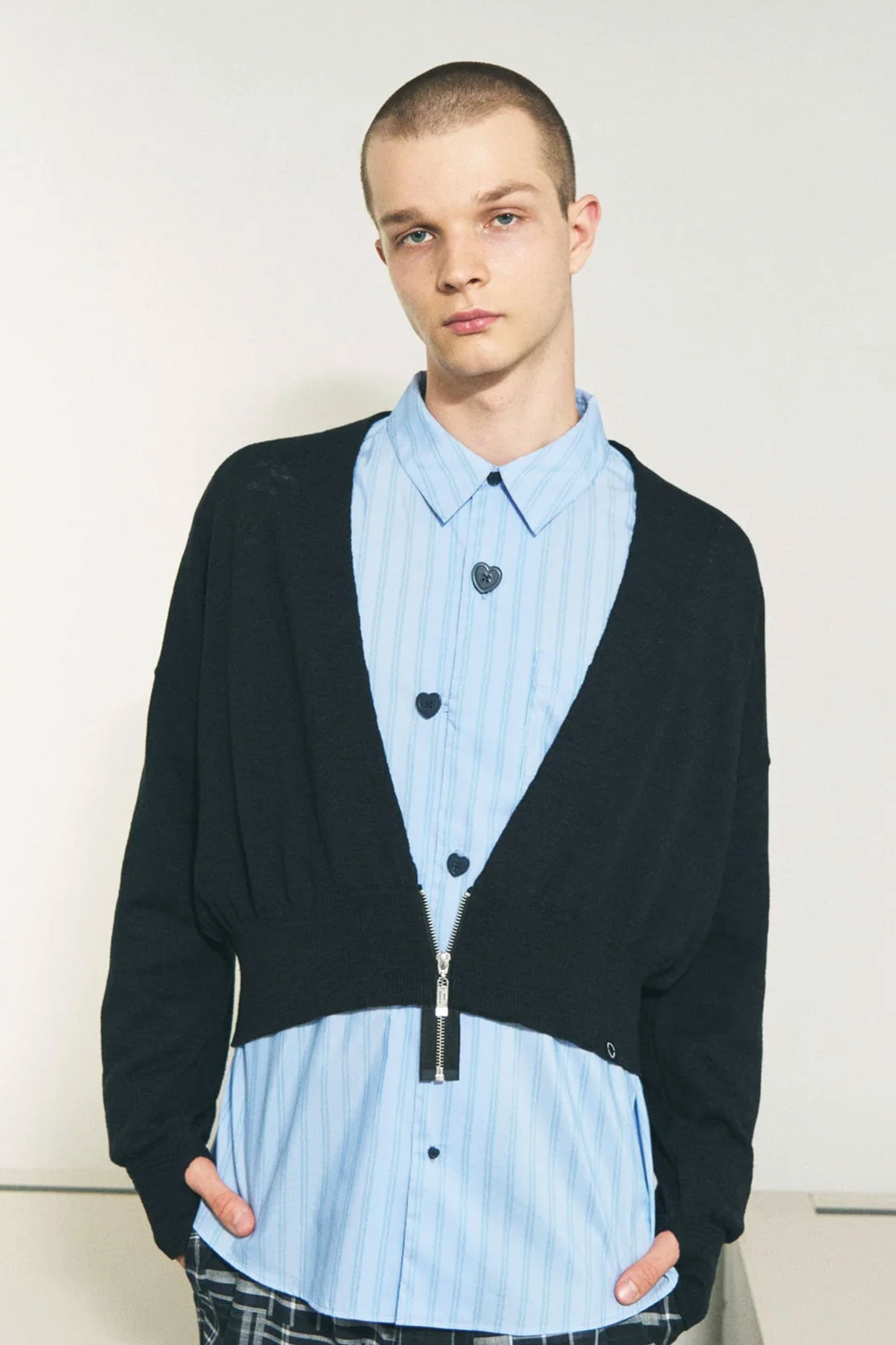 SLAB GAUZE KNIT BOLERO BLACK – P.A.M. (Perks And Mini)