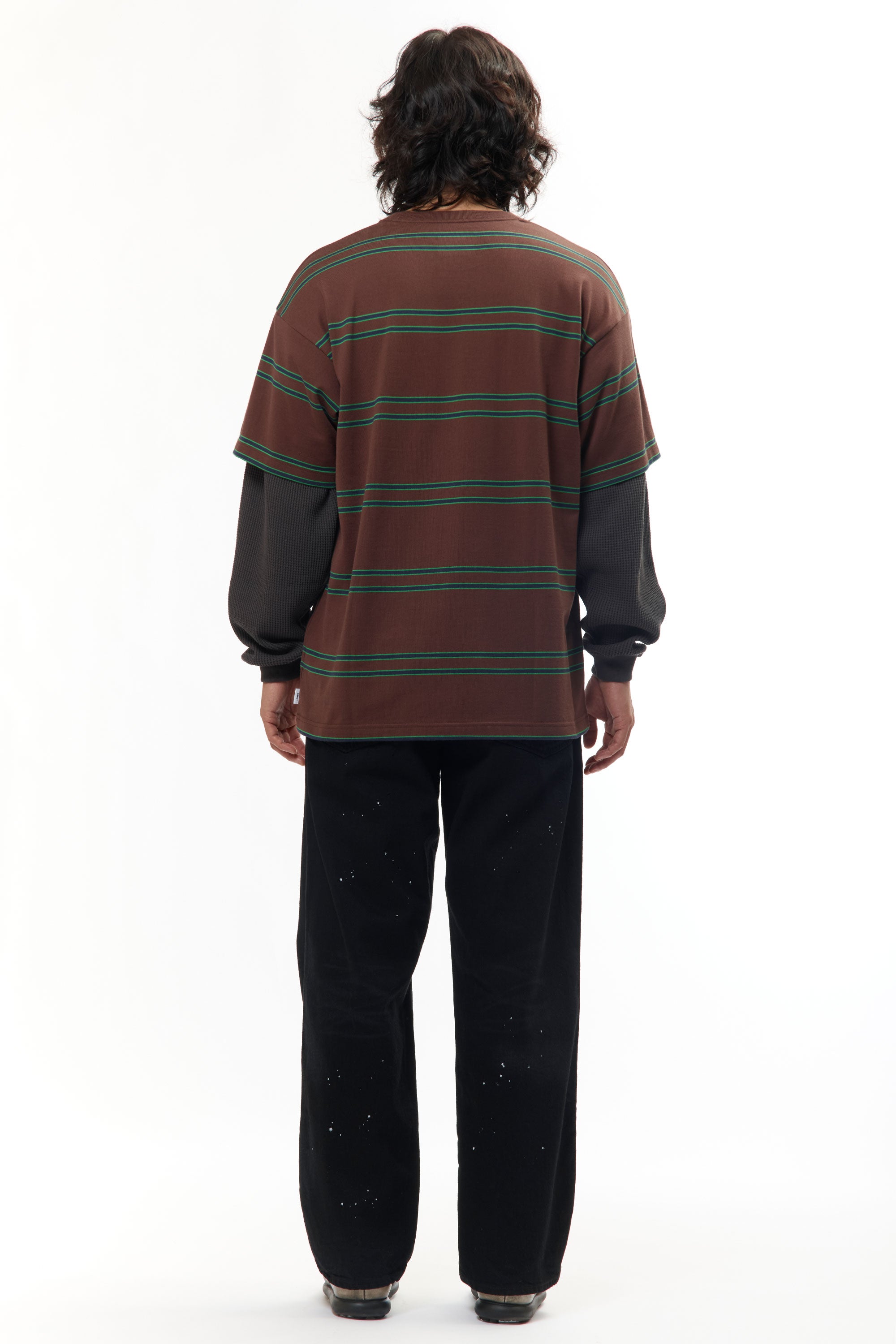 The SLDR 02 LS TEE COTTON BROWN available online with global shipping, and in PAM Stores Melbourne and Sydney.