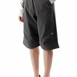 The Siera 3/4 Pant Anthracite available online with global shipping, and in PAM Stores Melbourne and Sydney.