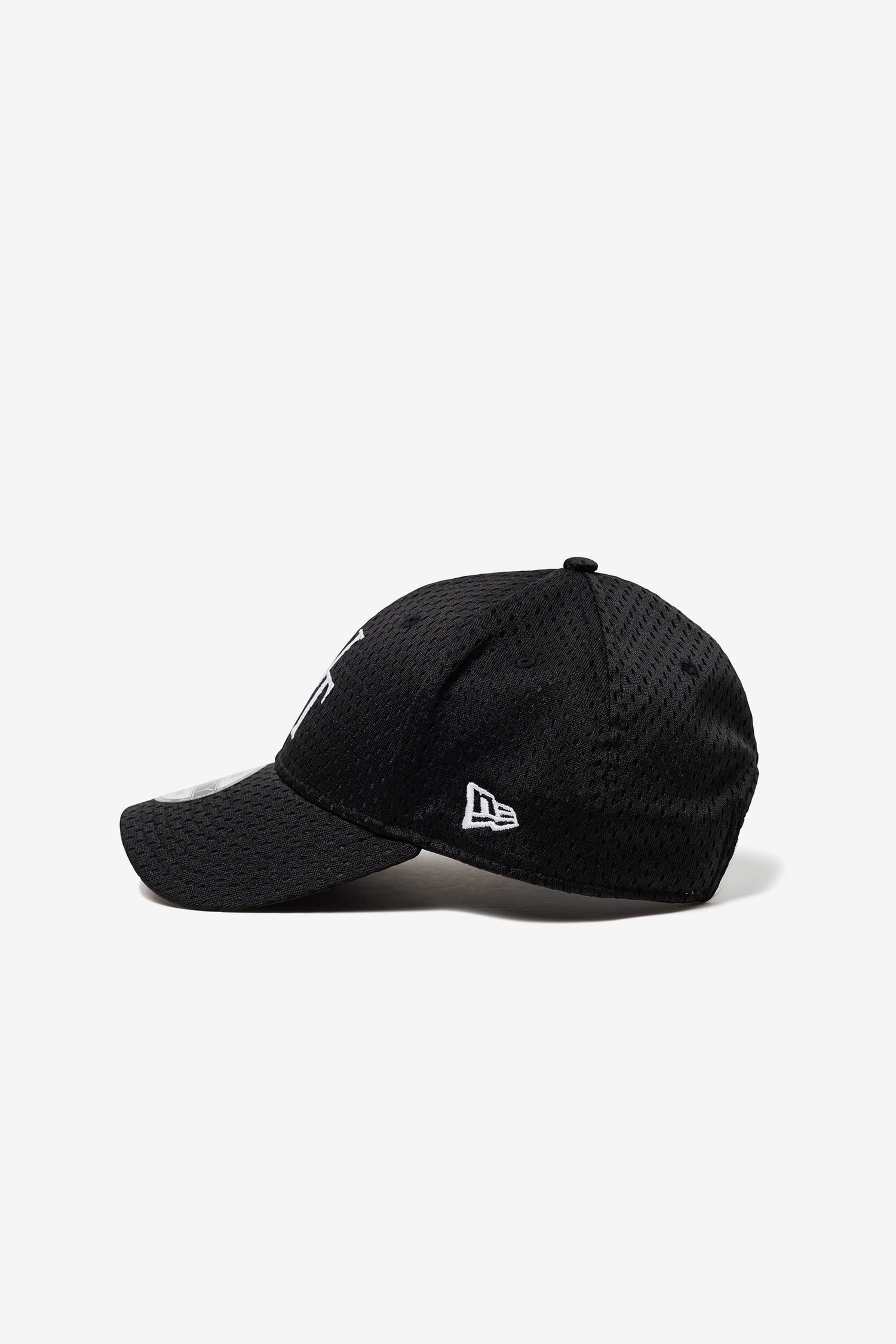 The 9FORTY CAP POLY. MESH. NEWERA® BLACK available online with global shipping, and in PAM Stores Melbourne and Sydney.