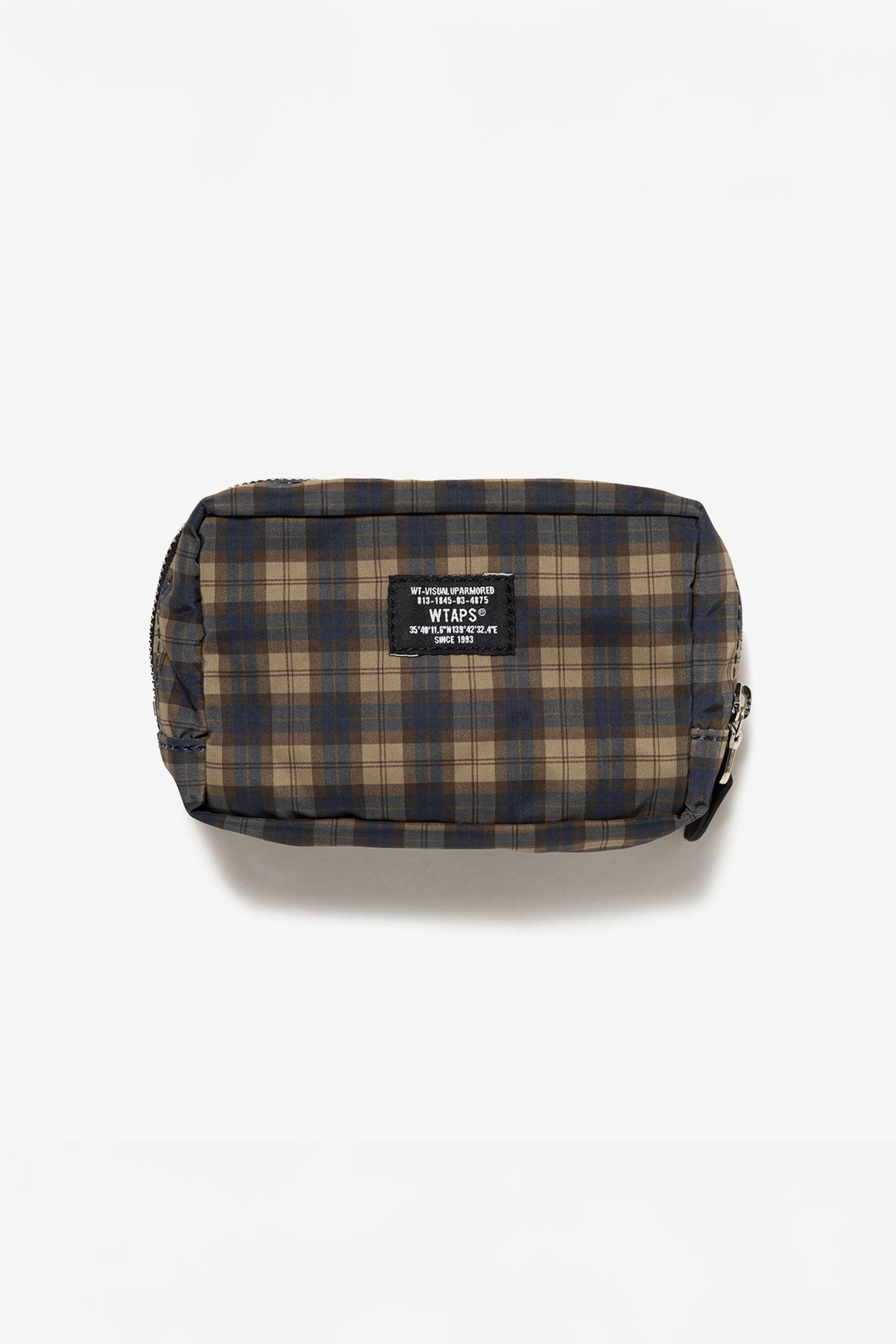 The SQUARE POUCH MS POLY. STANDARD SUPPLY BEIGE available online with global shipping, and in PAM Stores Melbourne and Sydney.