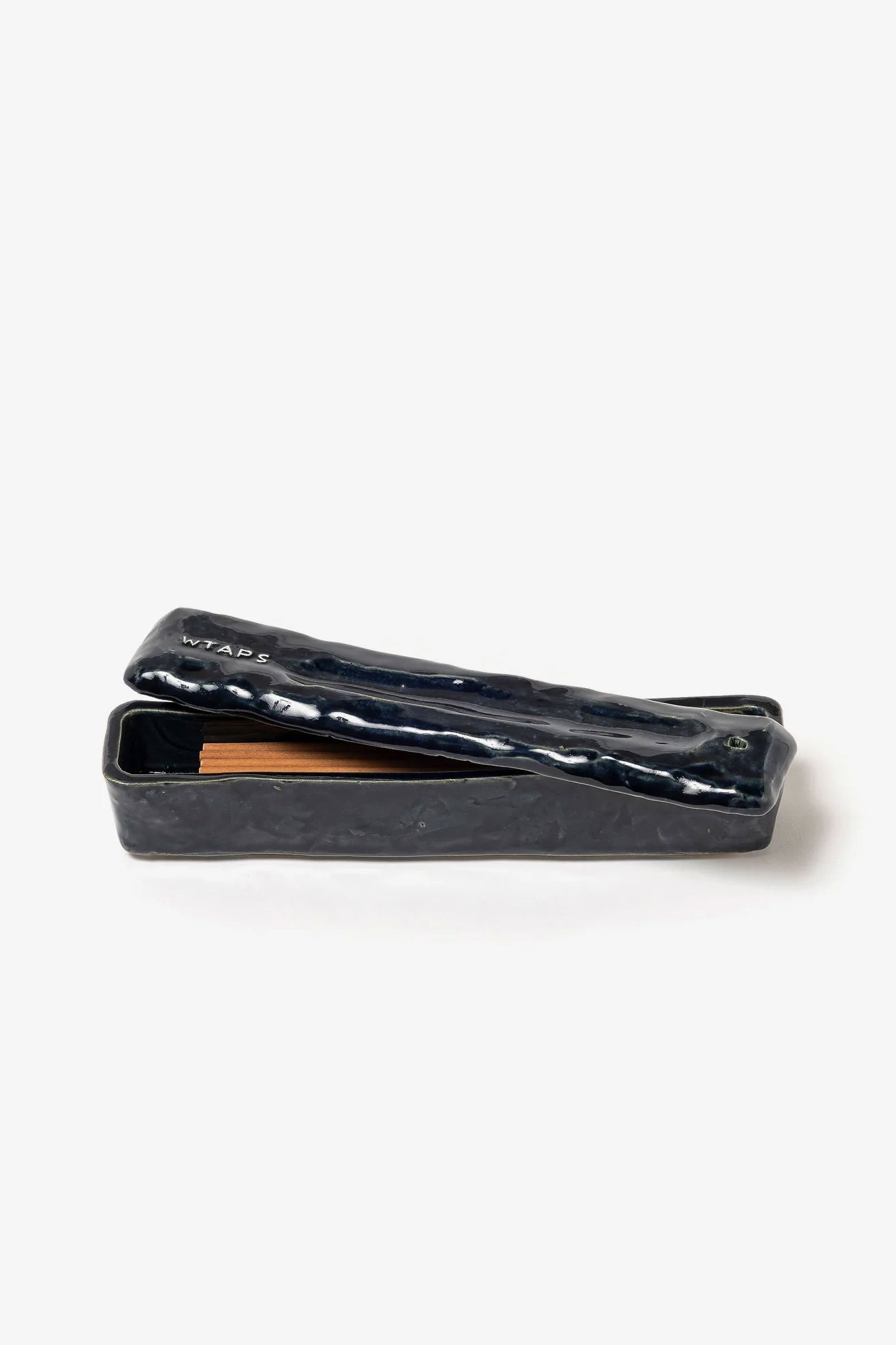 The AFRD 02 CERAMIC. TSUKAMOTO CERAMIC TRAY available online with global shipping, and in PAM Stores Melbourne and Sydney.