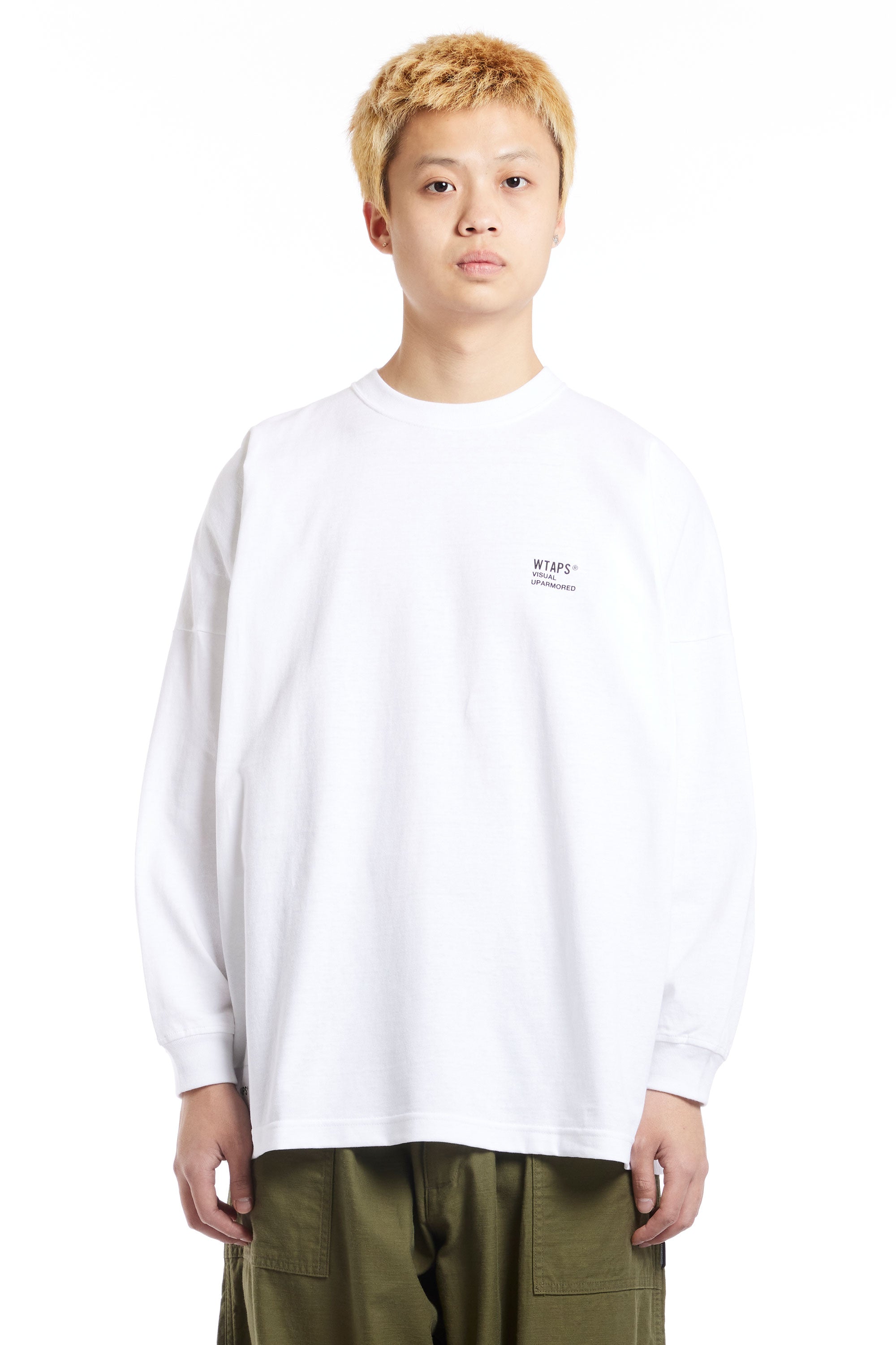 The VISUAL UPARMOURED WTVUA LS FORTLESS TEE SS24  available online with global shipping, and in PAM Stores Melbourne and Sydney.