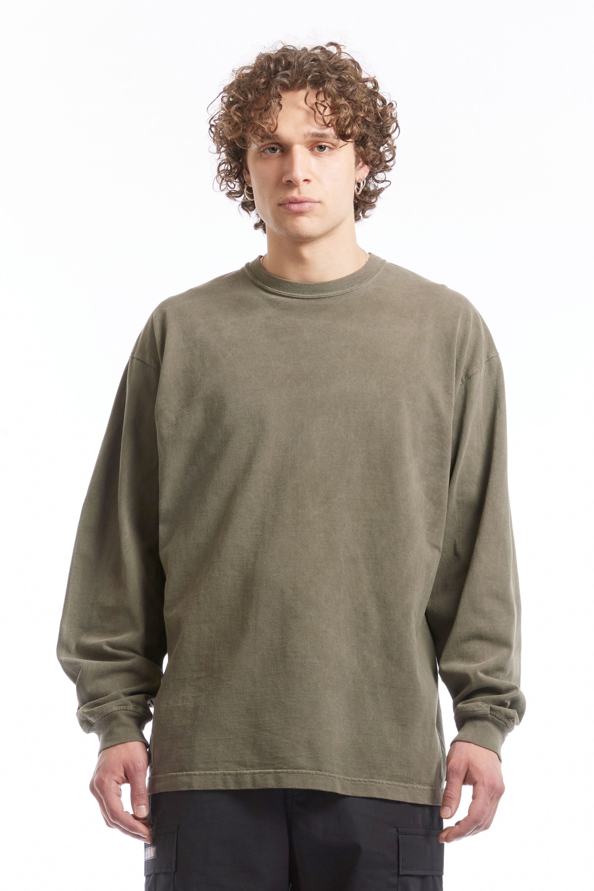 The SPEC LS COTTON PULLOVER OLIVE DRAB  available online with global shipping, and in PAM Stores Melbourne and Sydney.